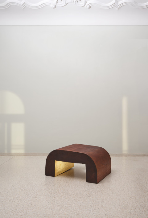 Magdalena Jetelová - LAVICE II, 1995