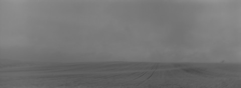 VLADIMÍR KIVA NOVOTNÝ - ZA KOPCEM, Z CYKLU DÍVÁM SE NĚKAM ZA, 2025